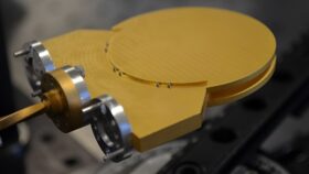 Terahertz Luneberg Lens